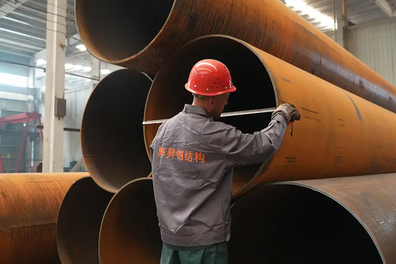 A Peking-Tianjin-Hebei régió ipari erősségeit kihasználva a HAISHENG lépést tart Tangshan acéliparának átalakulási hullámával.
